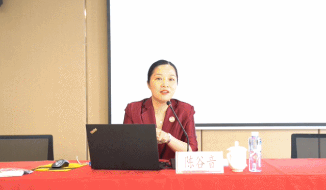 強招商引資,精服務,促發展——上海嘉定外岡特邀集團董事長陳谷音培訓《政府智慧招商新突破》! 強招商引資,精服務,促發展——上海嘉定外岡特邀集團董事長陳谷音培訓《政府智慧招商新突破》!