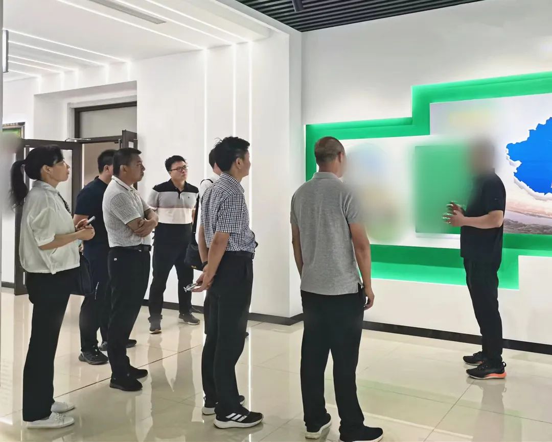 背景雄厚，高端建材領域知名供應商！新疆某地方政府成功考察品牌高性能節能保溫材料投資選址項目