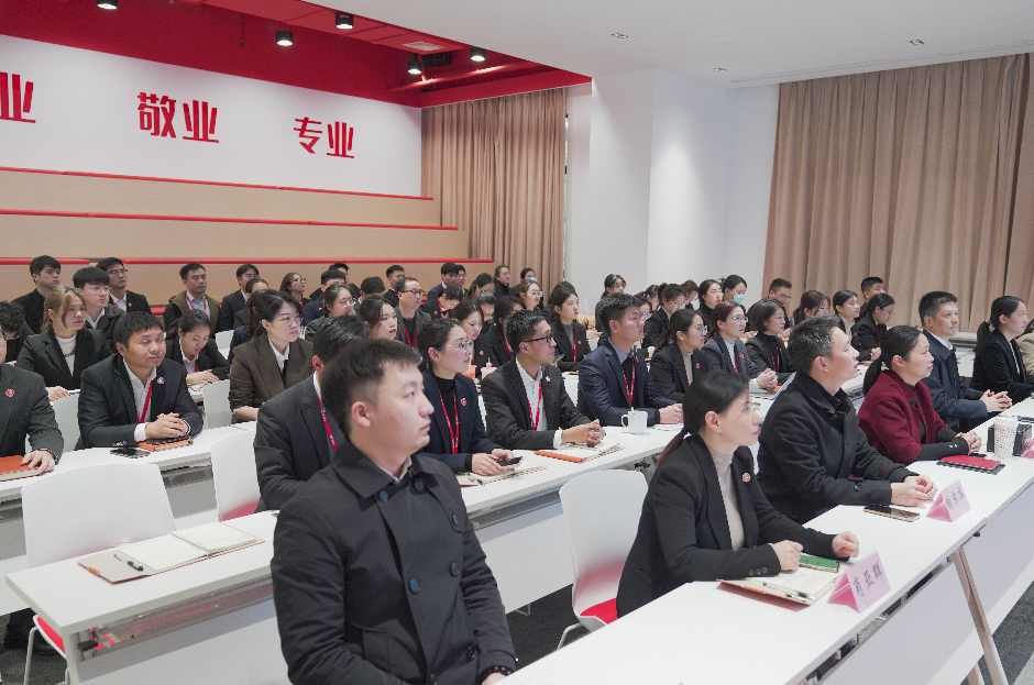 全力搶項目，拓市場，拼落地！12月上旬，集團成功通過34個優質投資選址項目