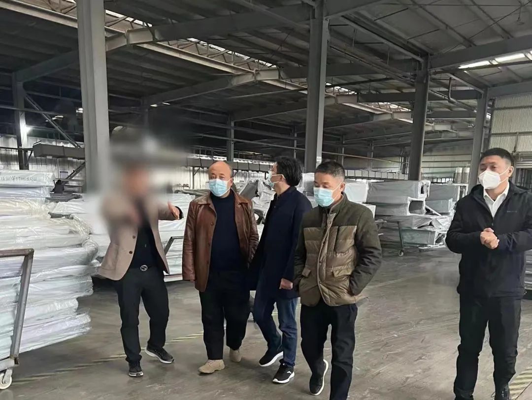 年產值10億！浙江某地方政府赴高檔庭院裝飾配件擴建投資選址項目企業考察調研