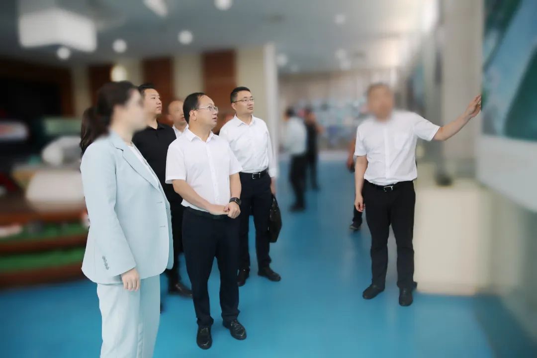 百億規模大型集團公司，投資50億！四川某地方政府實地對接新型鋰電池生產擴建投資選址項目