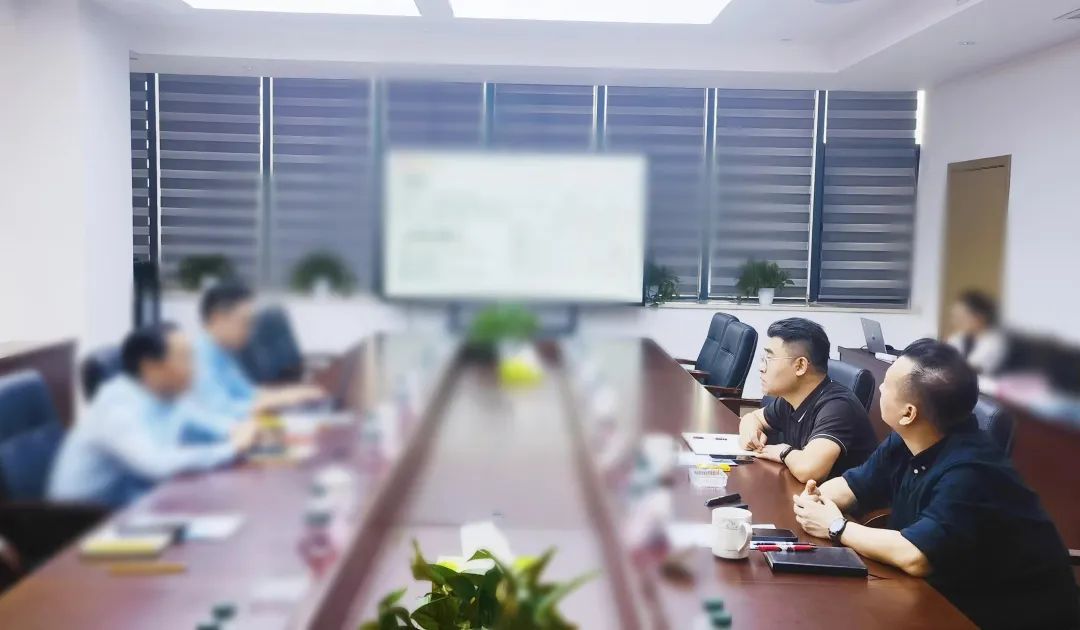 突破技術壁壘，深化改革創新！高品質鋁基新材料生產投資選址項目方實地考察重慶某地方政府