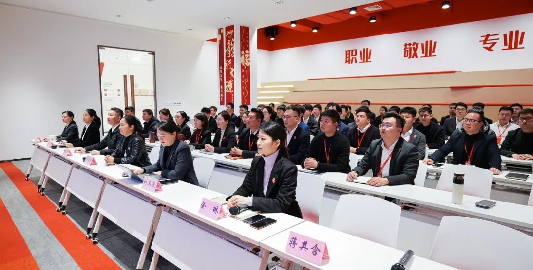 攻招商、拼項目、優服務，捍衛行業龍頭地位！3月中旬，集團共43個優質投資選址項目通過評估