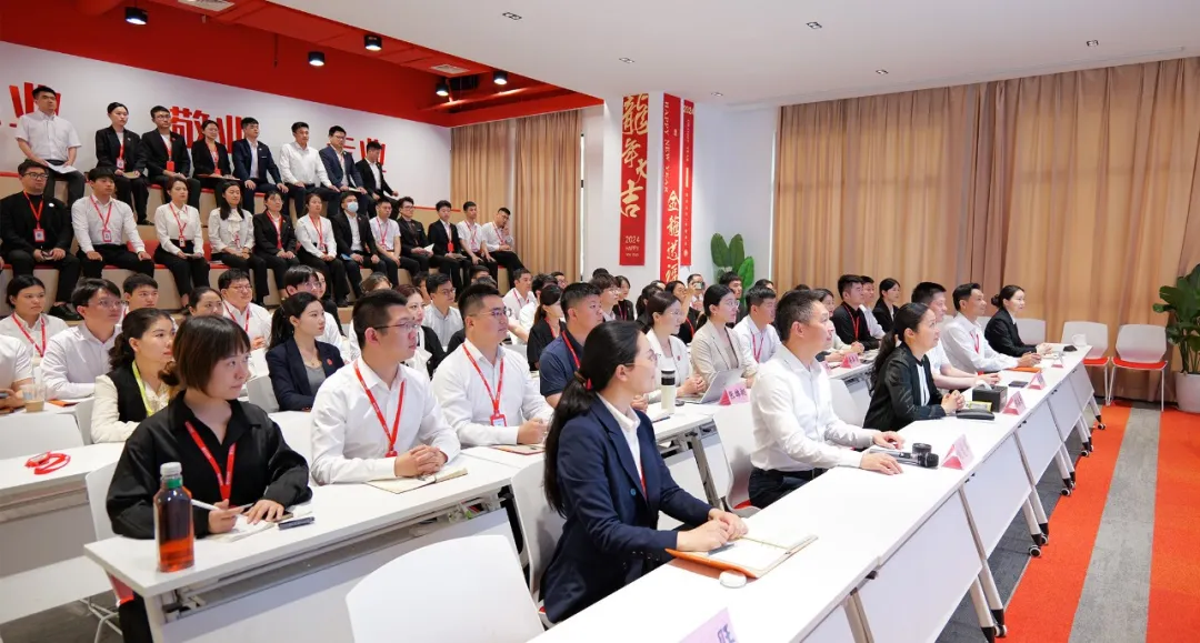 抓龍頭，鑄鏈條，強招商！5月下旬，集團共39個優質投資選址項目通過評估