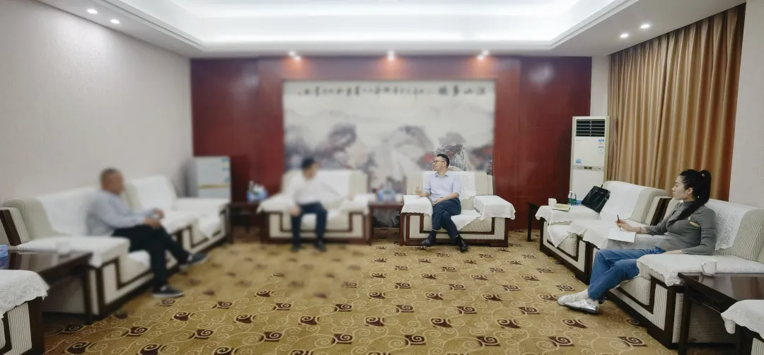 24小時完成雙向考察，東方龍商務服務效率再獲政企點贊！新能源鋰電池生產擴建投資選址項目方反向考察江西某地方政府