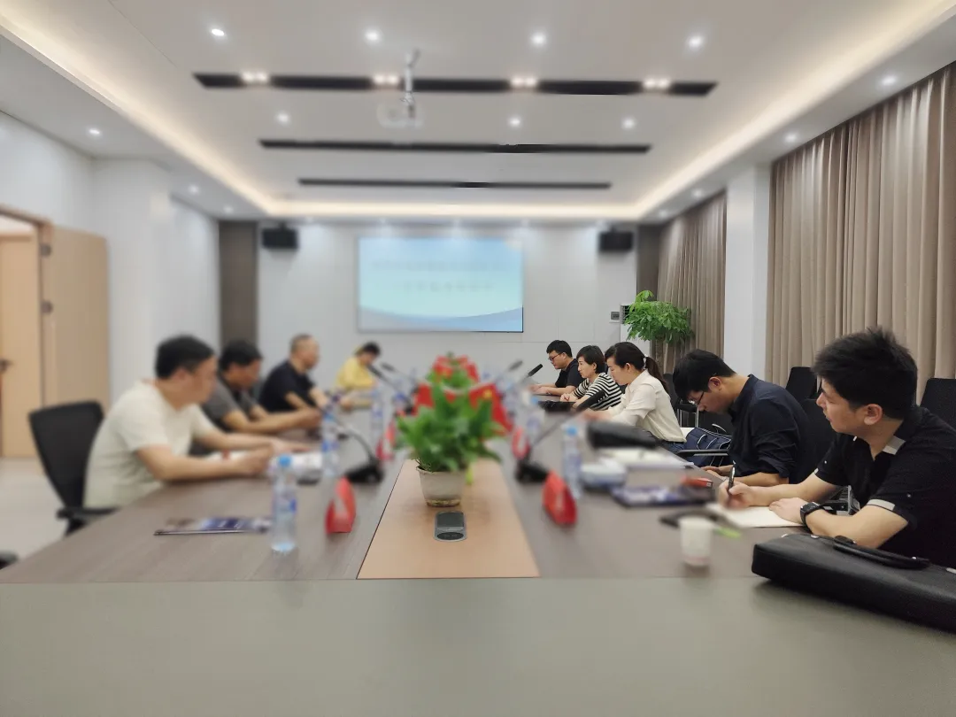 深耕行業多年，是國內多家知名品牌供應商！新疆某地方政府實地對接大型集團紡織材料擴建投資選址項目